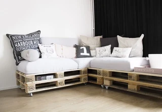 WE MAKE INDOOR PALLET COUCHES WITH CUSHIONS FRM R4950 - R6950 WATSAP 0736552664