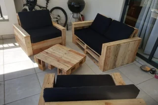 OUTDOOR PALLET COUCHES MADE WITH CUSHIONS FROM R5950 - R8950 WATSAP 0736552664