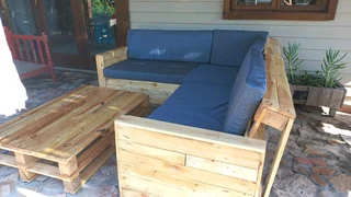 L  SHAPE PALLET COUCHES MADE WITH CUSHIONS FROM R6950 - R895O WATSAP ME RATHER 0736552664