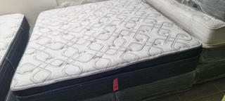 King Bed Top Of Range With Pillowtop Matress Plus Bases R8950 Watsap 0736552664