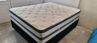 QUEEN BED BRAND NEW STILL R4500 WATSAP 0736552664