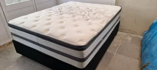 QUEEN BED BRAND NEW STILL R4500 WATSAP 0736552664