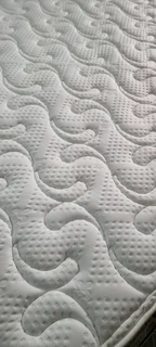 KING BED WITH POCKET SPRING MATRESS PLUS BASE R4950 STILL LIKE NEW R4950 WATSAP 0736552664