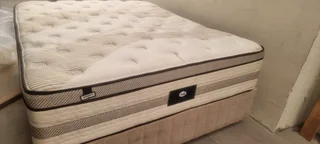 Queen Bed In Excellent Condition Thick Heavy Duty Matress Plus Base R3950 Watsap 0736552664