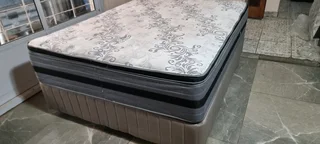 I HAVE QUEEN BEDS AVAILABLE WANT TOO SWOP FOR  SMART TV AND WHAT YOU HAVE WATSAP 0736552664