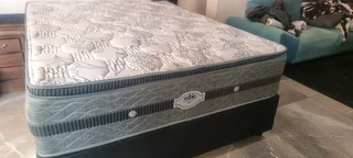 I HAVE QUEEN BEDS AVAILABLE WANT TOO SWOP FOR  SMART TV AND WHAT YOU HAVE WATSAP 0736552664