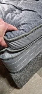 KING BED EXCELLENT R4950  WITH PILLOWTOP MATRESS AND BASES WATSAP 0736552664