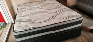 QUEEN BED WITH THICK HEAVY DUTY MATRESS PLUS BASE R3500 WATSAP 0736552664 , CAN DELIVER