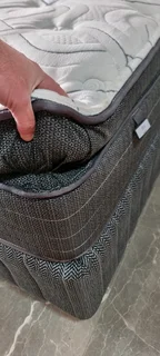 KING BED XTRA LENGHT R8500 WITH PILLOWTOP MATRESS AND BASES WATSAP 0736552664