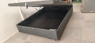 Storage Base Still Extra R2900 Watsap 0736552664 Can Deliver At Small Fee