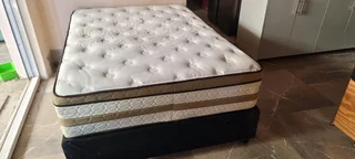 DOUBLE AND QUEEN BEDS PLUS KINGS LOW PRICES WATSAP 0736552664 CAN DELIVER