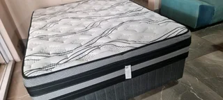 Queen Bed With Thick Heavy Duty Matress Plus Base R3500 Excellent Watsap 0736552664