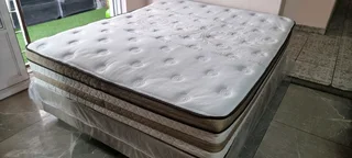 QUEEN BEDS FOR SALE BARGAIN SPECIALS R3500 ONLY THICK HEAVY DUTY MATRESS PLUS BASE  HIGH BEDS