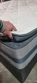 Qjeen Bed With Luxurious Thick Heavy Duty Pillowtop Matress And Base R4500 Watsap 0736552664