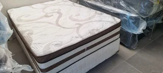 Queen Bed With Thick Heavy Duty Matress Plus Base R3500 Watsap Me Rather 0736552664