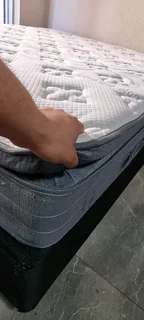 Queen Bed With Pillowtop Matress And Base R3250 Watsap 0736552664 , Good Condition