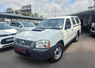 2015 Nissan Np300 Hardbody 2.5 Tdi Lwb With Aircon Free Canopy