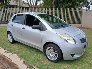 2006 Toyota Yaris Hatchback T1 5-Door