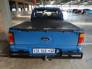 1989 Ford Courier 3l v6 swb - excellent condition (only 78,314km)