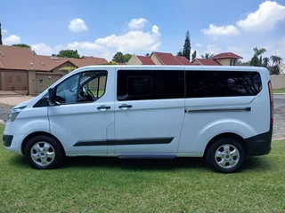 2017 Ford Tourneo Custom 2.2 Trend 9 seater Bus - full service history from Ford