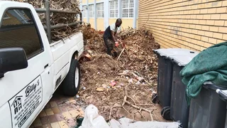 Billy&#39;s Gardens and construction services .. Tree felling, Painting, Paving, Rubble removals