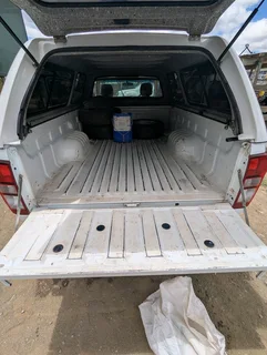 2023 Isuzu KB250 base