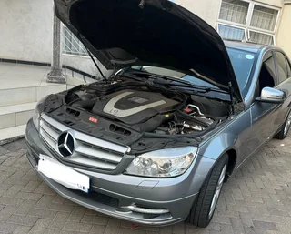 2011 Mercedes Benz C350 avantgarde auto ( only 90000km)