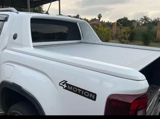 Amarok aventura sports bar and electric roller shutter