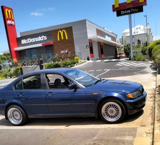 2005 BMW 3 Series Sedan