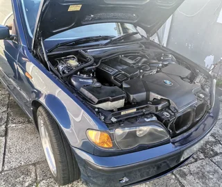 2005 BMW 3 Series Sedan