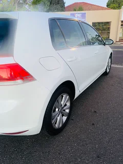 2017 Volkswagen Golf Hatchback