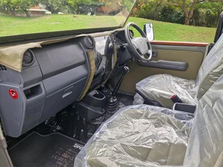 2013 Toyota Land Cruiser  Game Viewer