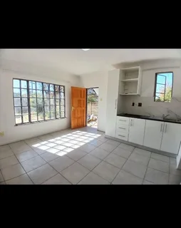 0.5 Bedroom Garden Cottage in Noordwyk