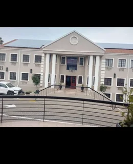 61 m² Office Space in Halfway House.