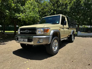 2021 Toyota Land Cruiser 79 4.0 V6 S/C