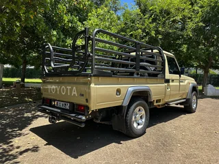 2021 Toyota Land Cruiser 79 4.0 V6 S/C