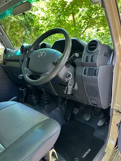 2021 Toyota Land Cruiser 79 4.0 V6 S/C