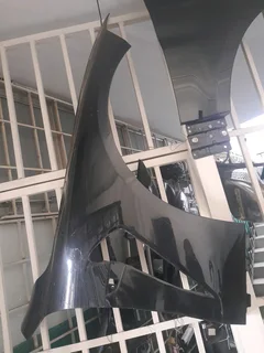 Bmw fender M8 available