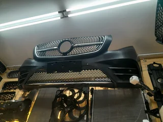 Mercedes-Benz w447 front bumper brand new