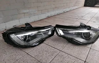Audi A3 2014 Headlights Available