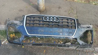 Audi Q2 front bumper with the grill