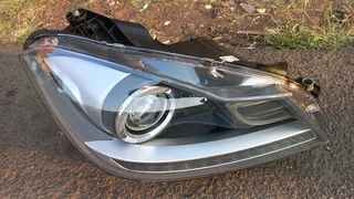 Mercedes-Benz w204 face-lift headlight