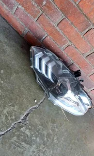 Ford mastung headlight