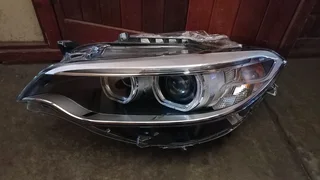 Bmw f22 left headlight available
