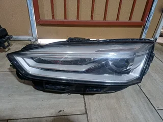Audi A5 headlight 2018 single xenon