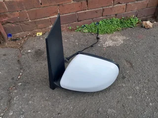 Mercedes benzene w447 side mirror left side