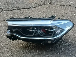 BMW G30 headlight led adaptive