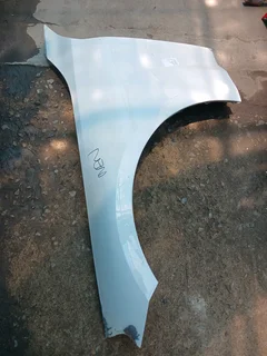 BMW G87 fender left side available