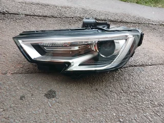 Audi A3 headlight face-lift