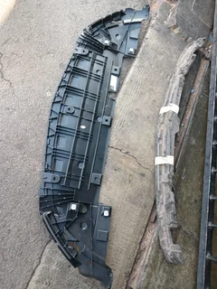 Mercedes benze w118 splash tray